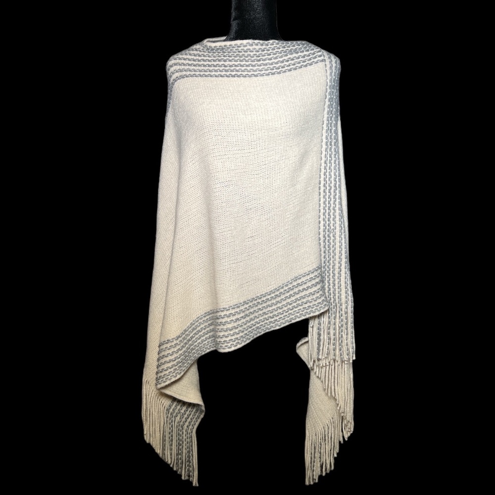 I Love Bijou - Cream/Gray Asymmetrical Fringe Poncho